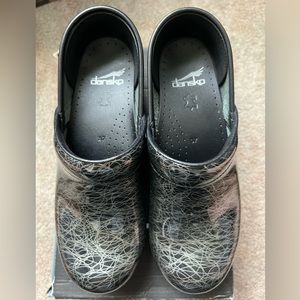 DANSKO Black Scribble Leather Clogs
